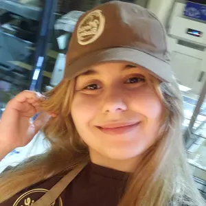 Je cherche un poste gardes les enfants 