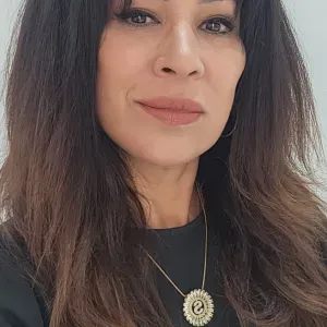 Cuidadora regiãp de Tavira, Faro, Vila R Sto Antonio