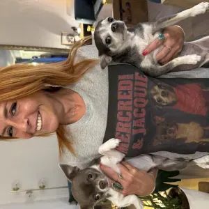 Pet-sitter attentionnée et titulaire de l'ACACED