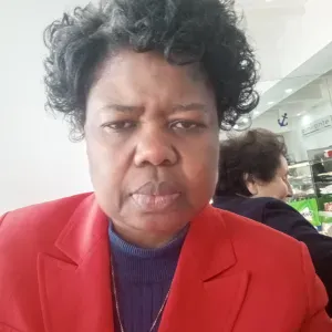 Empregada de limpeza em Montijo.