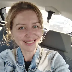 Professional baby-sitter in à family 