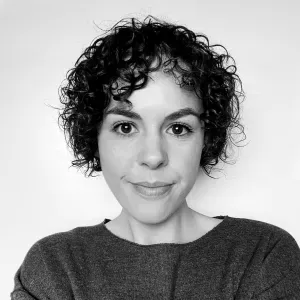 Baby-sitter à temps complet ou à temps partiel