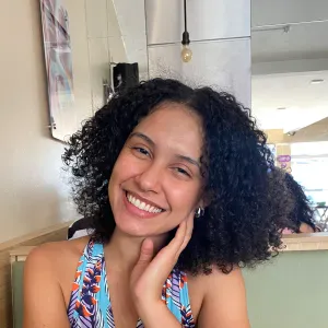 Baby-sitter fiable et patiente