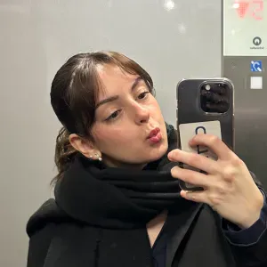 Baby-sitter expérimentée à Molineuf 