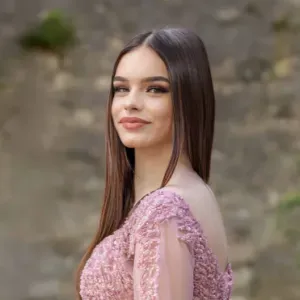 Besoin d'une baby-sitter bienveillante&fiable ? C'est ici !