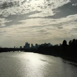 Menage simple et profond a paris.