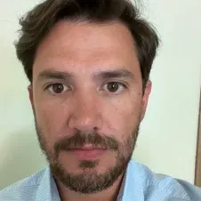 Busco ayuda media jornada.