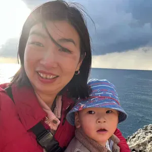 Auxiliaire de puériculture francophone natif