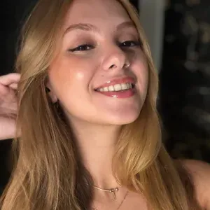 baby-sitter com experiência no Brasil e em Lisboa