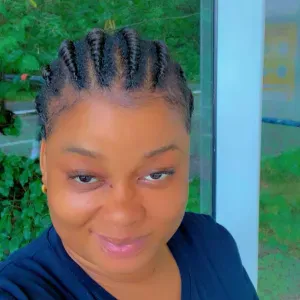 Moi c'est SAHOUA lidye je suis dans le nettoyage