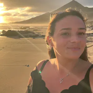 Baby-sitter avec un peu d'expérience 