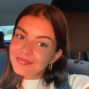 Aide soignante et étudiante Infirmière 