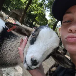 Jeune pet sitter sérieuse et passionnée 