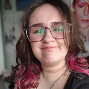 Babysitter looking for a job near me!