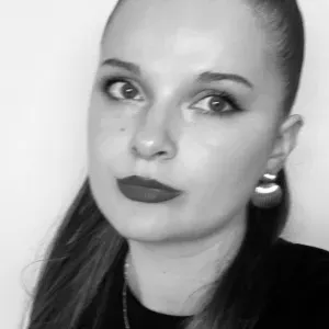 Baby-sitter disponible-sérieuse, dynamique et à l'écoute 