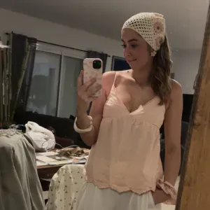 Baby-sitter et étudiante infirmière