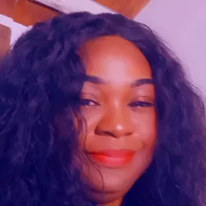 Auxiliaire de vie/ aide à domicile 