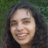 Baby-sitter responsable et enthousiaste à Paris