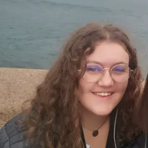 Baby-sitter expérimentée à Cherbourg