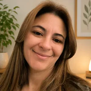 Cuidadora Técnica de enfermagem.