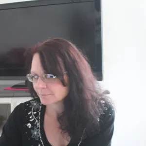 Employée de maison/ Femme de ménage