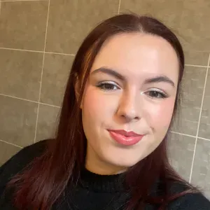 Étudiante et Baby-sitter expérimentée 