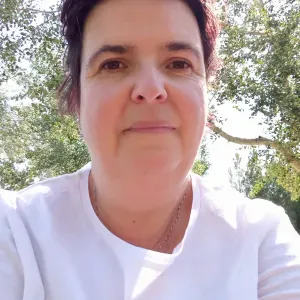 Hola. Soy madre y tengo experiencia en cuidar niños. Tengo d