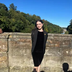 Experienced babysitter looking for a job!