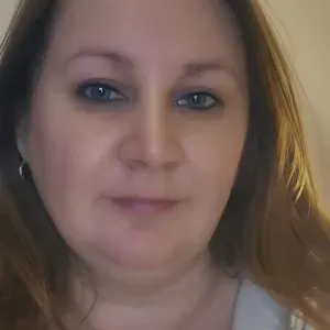 Nounou à domicile avec 15 ans d'expérience 