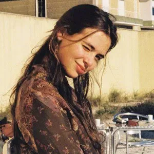 Babysitter criativa orto Porto