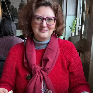 Aide aux devoirs aux enfants de primaires principalement. 