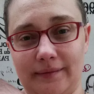 Je cherche un(e) auxiliaire de vie
