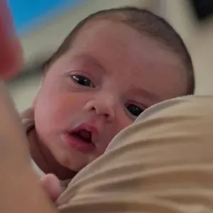 Baby sitter (disponible pleins temps) la garenne colombe