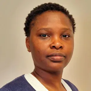 AIDE AUX PERSONNES SENIOR, J'AI UNE EXPERIENCE DE 10 ANS.