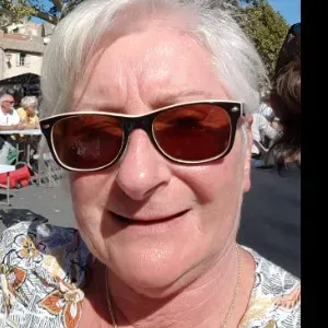 Retraitée disponible pour vos enfants