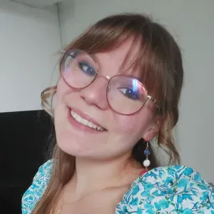 Étudiante en professorat des écoles et sapeur pompier