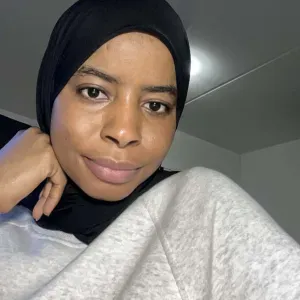 Zuverlässige und erfahrene Reinigungskraft