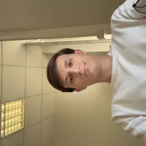 Étudiant motivé propose baby-sitting (semaine / week-end)