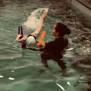 Éducatrice sportif en recherche pour un poste de nounou 