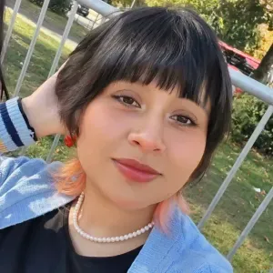 Baby-sitter trilingue (espagnol, anglais, français)  