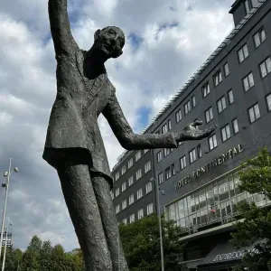 Je cherche une baby-sitter à domicile