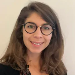 Emploi de baby-sitter Paris