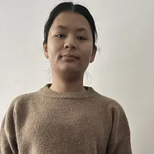 Reliable babysitter with experience available in Paris