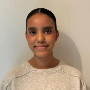 Baby-sitter dynamique, attentionnée et expérimentée !