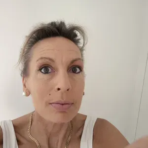 Aide soignante diplômée d'Etat 