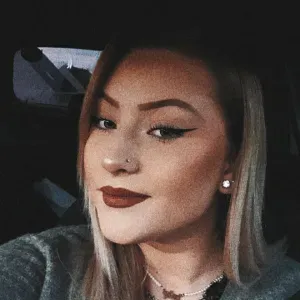 Pet sitter très gentille et douce, adore les animaux.