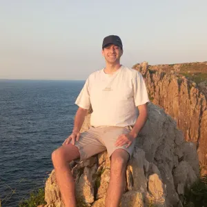 Canguro Vitoria tardes continuo