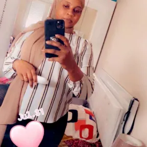 Femme de ménage garde d'enfants 