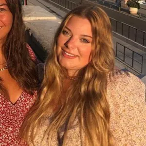 Infirmiere à temps partiel recherchant des babysitting