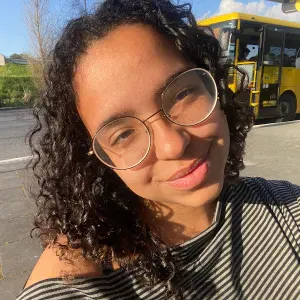 Cuidadora de animais dedicada e carinhosa 🐾